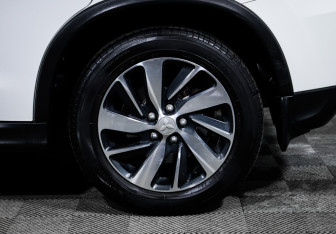 Подержанный автомобиль Mitsubishi ASX 2018 года (15 фото)