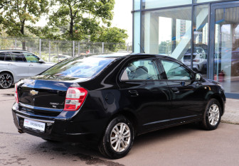 Подержанный автомобиль Chevrolet Cobalt Sedan 2023 года (4 фото)