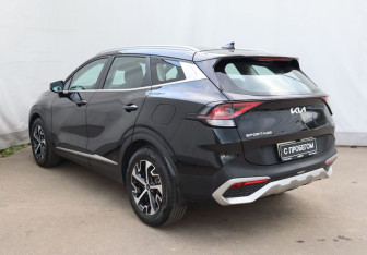 Подержанный автомобиль Kia Sportage 2022 года (6 фото)