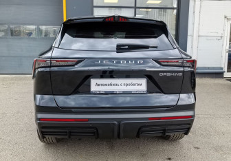 Подержанный автомобиль Jetour Dashing 2023 года (6 фото)