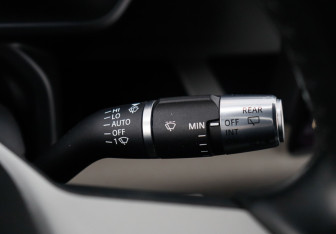 Подержанный автомобиль Land Rover Defender Suv 2022 года (28 фото)