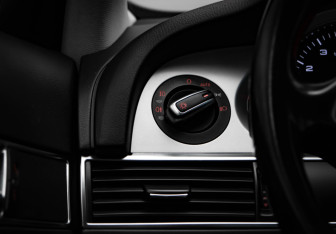 Подержанный автомобиль Audi A6 Sedan 2010 года (13 фото)