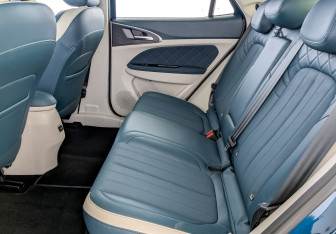 Подержанный автомобиль Ora 03 2023 года (12 фото)