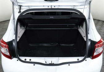 Подержанный автомобиль Renault Sandero 2021 года (15 фото)