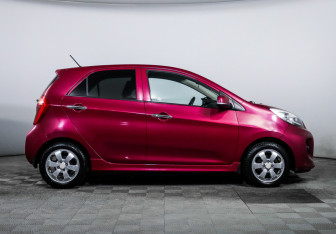 Подержанный автомобиль Kia Picanto 2015 года (4 фото)