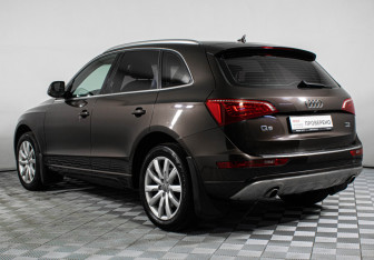 Подержанный автомобиль Audi Q5 2011 года (7 фото)
