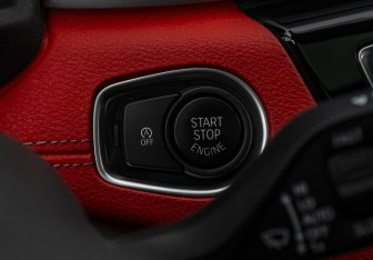 Подержанный автомобиль BMW X2 2021 года (25 фото)