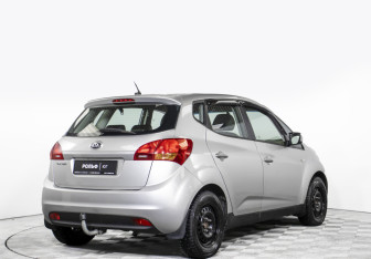 Подержанный автомобиль Kia Venga 2013 года (5 фото)