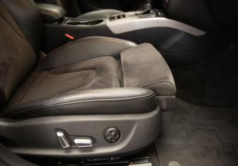 Подержанный автомобиль Audi A4 Sedan 2013 года (28 фото)