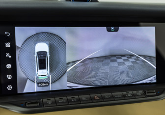 Подержанный автомобиль Voyah Free 2023 года (17 фото)