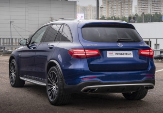 Подержанный автомобиль Mercedes-Benz GLC AMG 2016 года (7 фото)