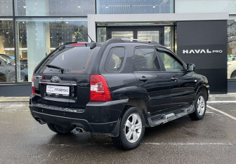 Подержанный автомобиль Kia Sportage 2009 года (5 фото)