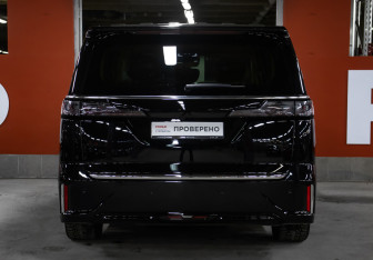 Подержанный автомобиль Voyah Dream 2022 года (6 фото)