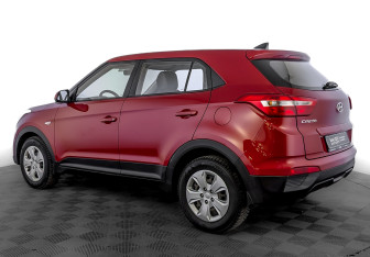 Подержанный автомобиль Hyundai Creta 2019 года (7 фото)