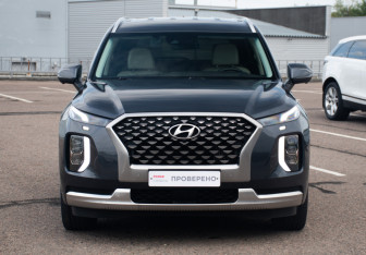 Подержанный автомобиль Hyundai Palisade 2022 года (3 фото)