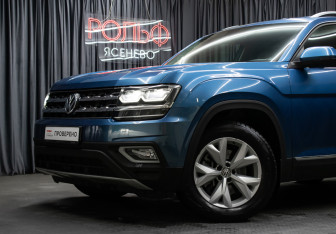 Подержанный автомобиль Volkswagen Teramont 2018 года (22 фото)