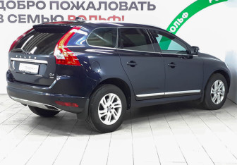 Подержанный автомобиль Volvo XC60 2017 года (4 фото)