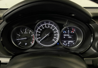 Подержанный автомобиль Mazda CX-9 2018 года (11 фото)