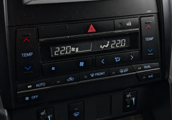 Подержанный автомобиль Toyota Camry Sedan 2017 года (21 фото)