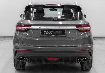 Подержанный автомобиль Geely Coolray 2022 года (6 фото)
