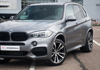 Подержанный автомобиль BMW X5 2016 года (2 фото)