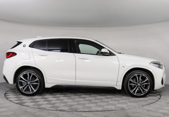 Подержанный автомобиль BMW X2 2021 года (6 фото)