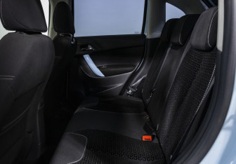 Подержанный автомобиль Citroen C3 Hatchback 2010 года (13 фото)