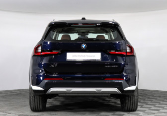 Новый BMW X1 2025 (4 фото)