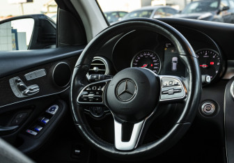 Подержанный автомобиль Mercedes-Benz GLC Coupe 2019 года (10 фото)