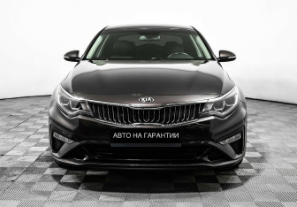 Подержанный автомобиль Kia Optima Sedan 2018 года (2 фото)