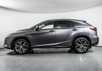 Подержанный автомобиль Lexus RX 2020 года (8 фото)