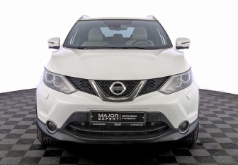 Подержанный автомобиль Nissan Qashqai 2018 года (2 фото)