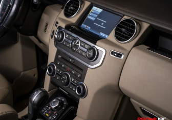 Подержанный автомобиль Land Rover Discovery 2009 года (20 фото)