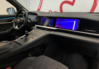 Подержанный автомобиль Geely Monjaro 2025 года (7 фото)