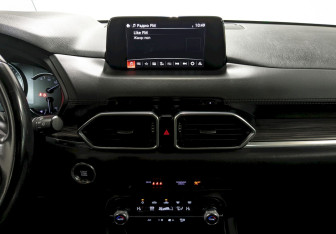 Подержанный автомобиль Mazda CX-5 2019 года (23 фото)