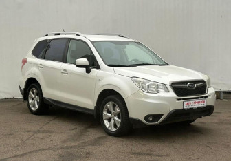 Подержанный автомобиль Subaru Forester Suv 2013 года (3 фото)