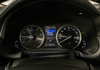 Подержанный автомобиль Lexus NX 2018 года (11 фото)