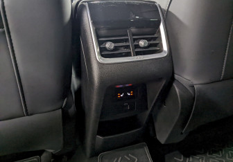 Подержанный автомобиль Chery Tiggo 8 2021 года (16 фото)