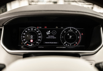 Подержанный автомобиль Land Rover Range Rover 2021 года (8 фото)