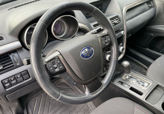 Подержанный автомобиль FAW Besturn X80 2017 года (13 фото)