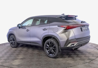 Подержанный автомобиль Omoda C5 2024 года (7 фото)