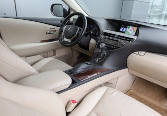 Подержанный автомобиль Lexus RX 2013 года (9 фото)