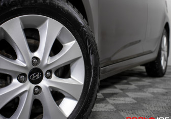 Подержанный автомобиль Hyundai Solaris Sedan 2016 года (26 фото)