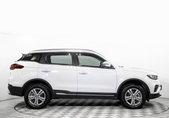 Подержанный автомобиль Geely Atlas Pro 2024 года (4 фото)