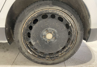 Подержанный автомобиль Renault Scenic 2017 года (12 фото)