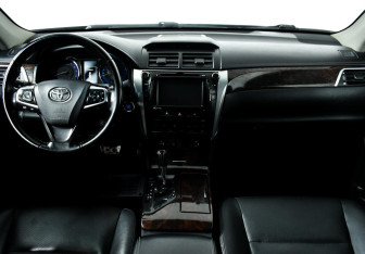 Подержанный автомобиль Toyota Camry Sedan 2014 года (8 фото)