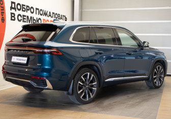 Подержанный автомобиль Geely Monjaro 2023 года (4 фото)