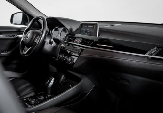 Подержанный автомобиль BMW X2 2019 года (9 фото)