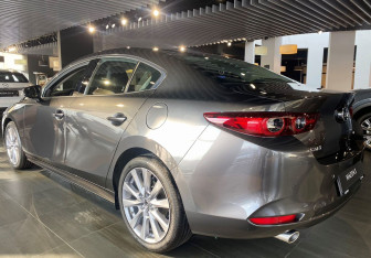 Новый Mazda 3 Sedan 2025 (7 фото)