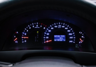 Подержанный автомобиль Toyota Camry Sedan 2010 года (12 фото)